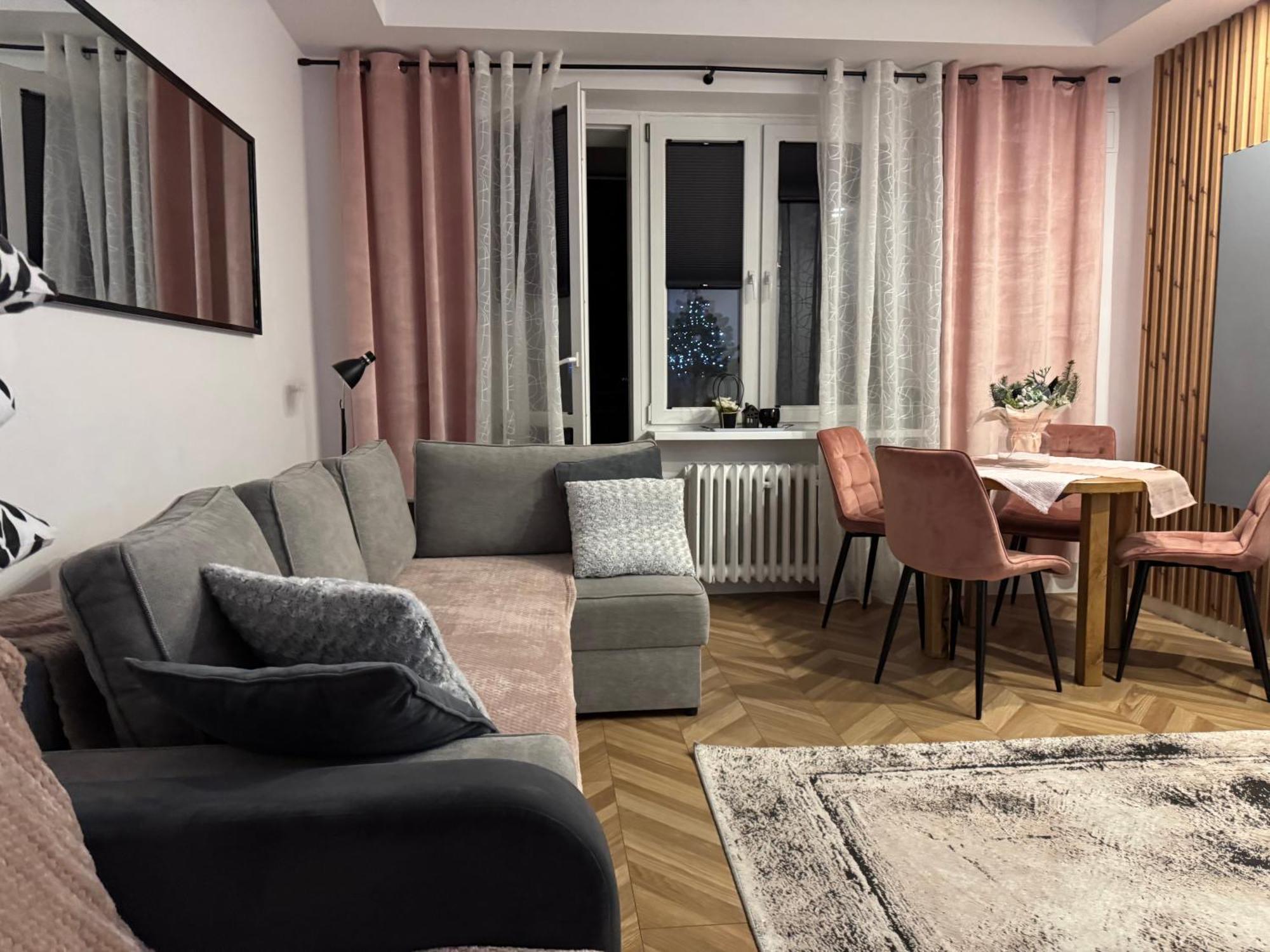 Apartament Na Rzut Beretem Od Zamojskiej Starowki Zamość Exterior photo